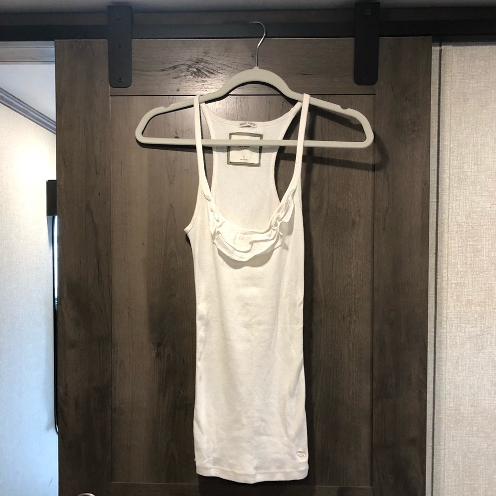 Abercrombie & Finch Ruffled Tank